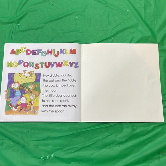 HUMPTY DUMPTY & Other Nursery Rhymes Book & CD Gently Used - Picture 10 of 10
